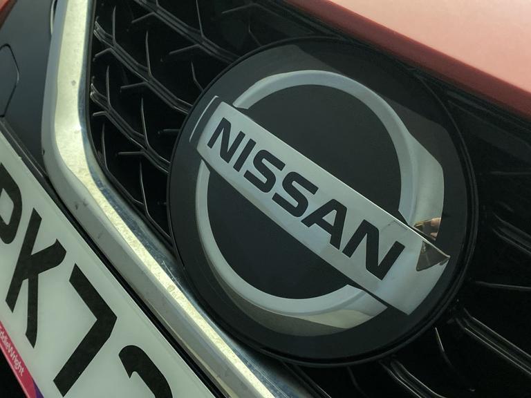 Nissan MICRA Photo spincars-338eee8fd502b2558d6f5bf851ba38d0eaee100c.jpg