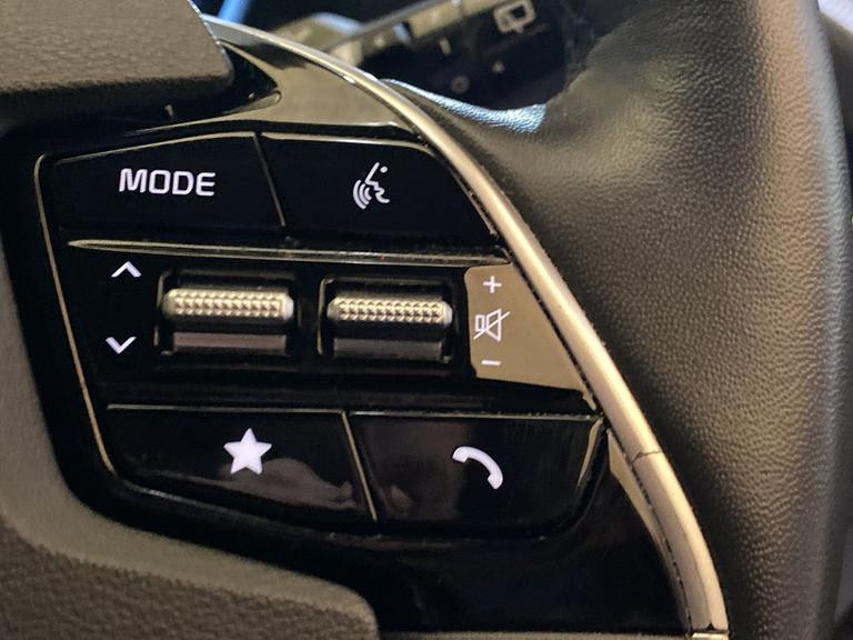 Kia Niro Photo spincars-367cf9f6e811c667a589143692bcadd7abcbedd5.jpg