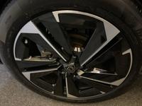 PEUGEOT 408 Photo 8