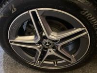 MERCEDES-BENZ GLA Photo 8