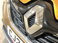 RENAULT Captur Photo 12