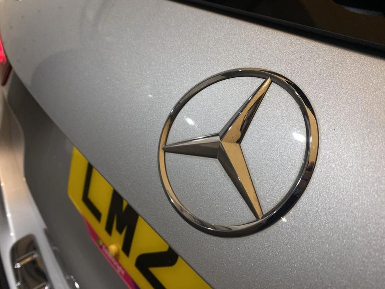 MERCEDES-BENZ GLA Photo spincars-38da8819be48ca929a1732654f9d97f46161a977.jpg