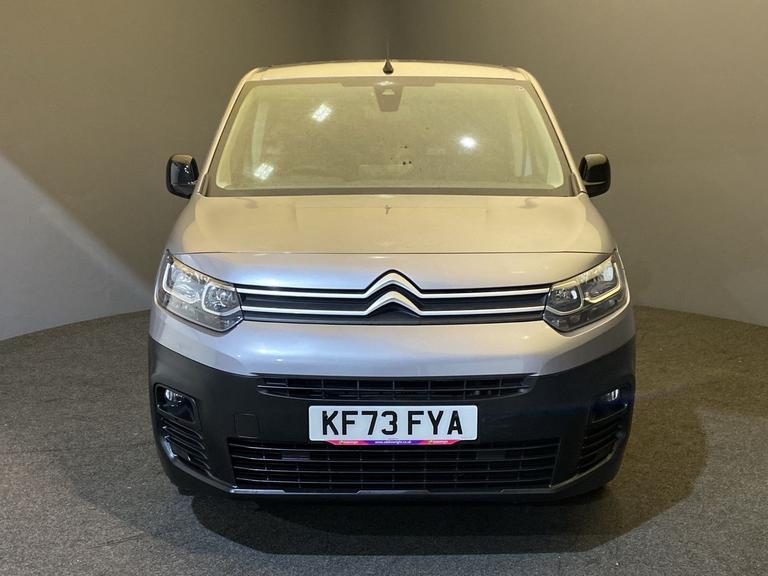 CITROEN BERLINGO Photo spincars-3ce188c460a6dd0efa574f47ee1524fe6de44326.jpg
