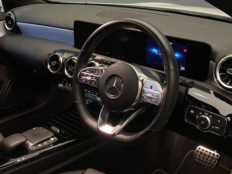 Mercedes-Benz CLA Photo spincars-3f2cd69c861e5ea08a38cbed422e19c75a6b612a.jpg