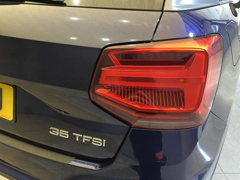 Audi Q2 Photo spincars-3f9087dd00d83abcf9bc7b9679f6a0048a931aed.jpg