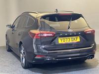 Ford FOCUS Photo 1