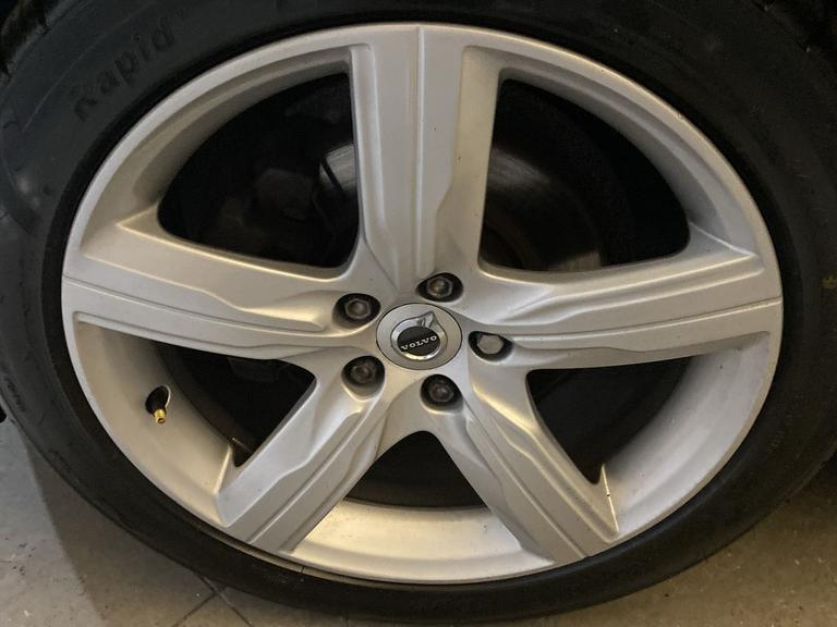 VOLVO V90 Photo spincars-4427b6477100b73275b8bfe8ce5e4f233d004e5f.jpg