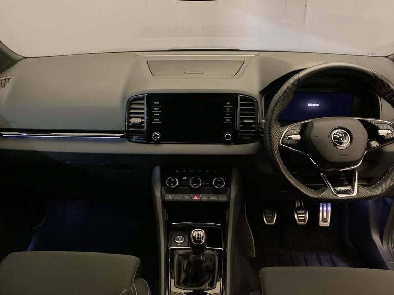 Skoda KAROQ Photo spincars-46b30de382bcd4b13a555a26bc81cb4c66e838e7.jpg