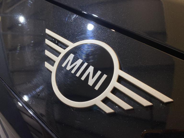 MINI Countryman Photo spincars-479a034e56158ad94a24e5a4fdcc92ad2b9d4a1c.jpg