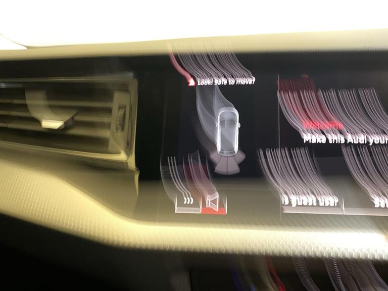Audi A1 Photo spincars-48f4642ebf8bb2aefe14b95f60be439e2fa9a0d1.jpg