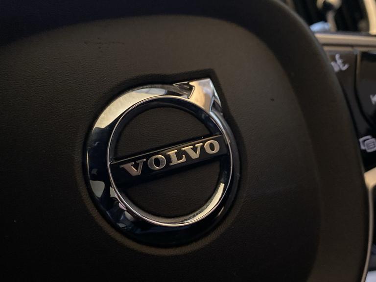 VOLVO V90 Photo spincars-4e3cd30c394c9a7654f3bacd43cb20a2f937b2e2.jpg