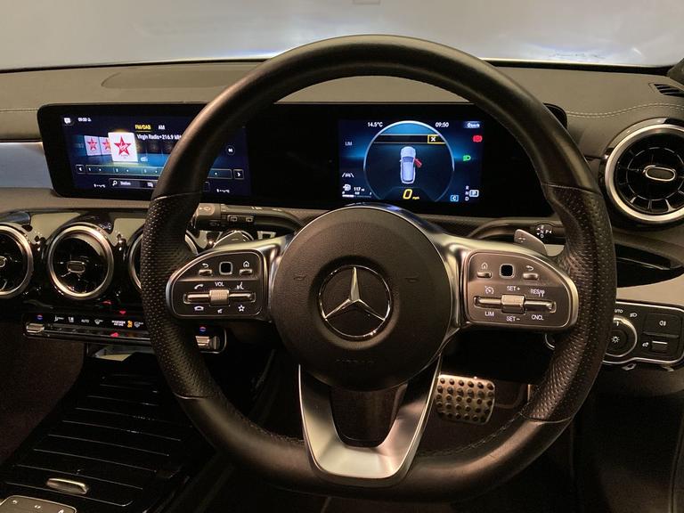 Mercedes-Benz CLA Photo spincars-530d4e81238e259c60a8665e072a4cc2b8b69b96.jpg