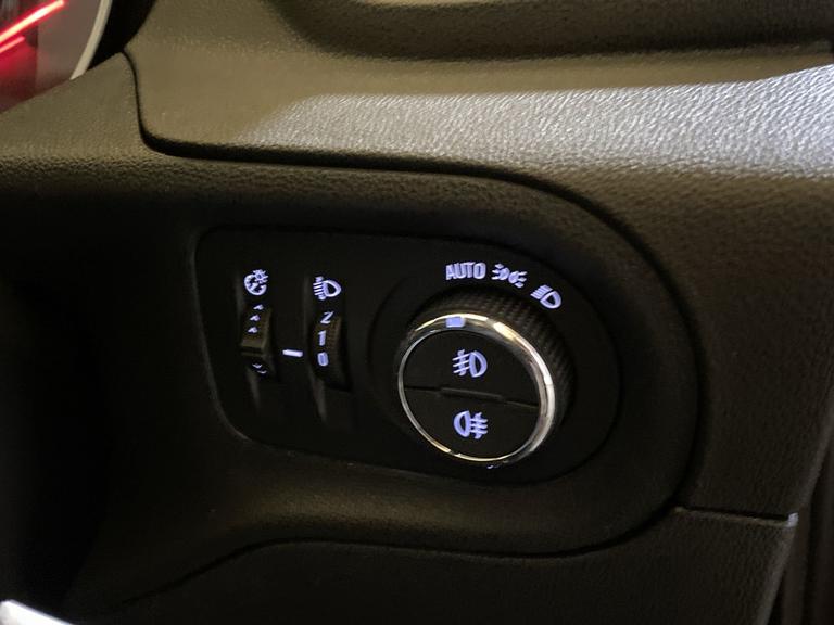 Vauxhall GRANDLAND X Photo spincars-58c403848358e693857b9b96b4a4fd4459d93ea2.jpg