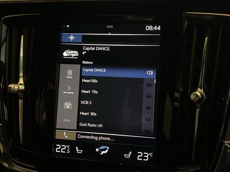 VOLVO V90 Photo spincars-5d6f280fad7ac6b42669e0de28ce2ec0bc1acd92.jpg