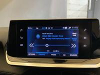Peugeot 208 Photo 8
