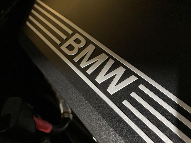 BMW 3 Series Photo spincars-60c01c440e6b2ee0feb2dc90c85032bf2ca79591.jpg