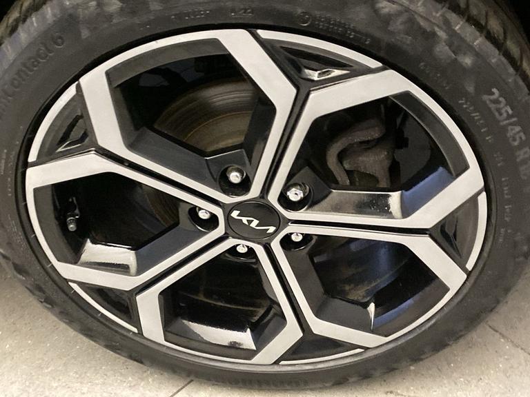 Kia Niro Photo spincars-643f17ebb7e5f4d8df90deeb1175cb160c5a2f95.jpg