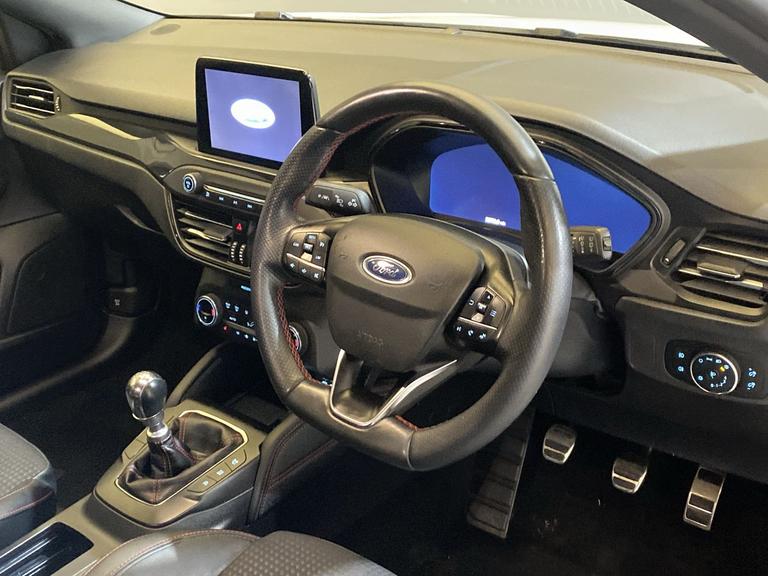FORD Focus Photo spincars-693c261f9726fe5047cd582371a3336bb9b4ce56.jpg