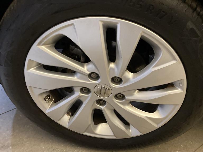 Suzuki S-CROSS Photo spincars-6a17671df533e8f88554404f08a39ff2619568d0.jpg