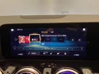 MERCEDES-BENZ GLA Photo 10