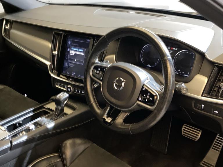 VOLVO V90 Photo spincars-6feb60c5786df6338e56d5ec2b576d26484cc423.jpg