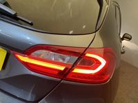 FORD FIESTA Photo 17