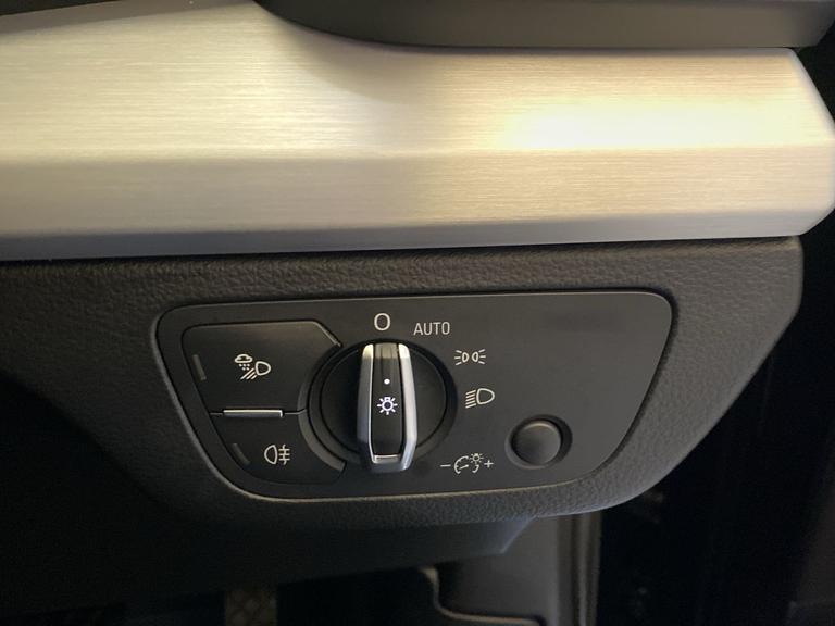 AUDI Q5 Photo spincars-7bbd00590e7061610257eb86f5c5d2d988aed068.jpg