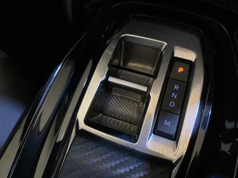Peugeot 208 Photo spincars-7d5d25eab8a359d77e646c75cd98eb73bc3ad923.jpg