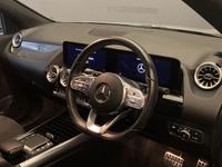MERCEDES-BENZ GLA Photo 3