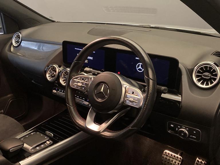 MERCEDES-BENZ GLA Photo spincars-8330a164b8419122760459a21c18d21882db72dd.jpg