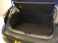 HYUNDAI BAYON Photo 10