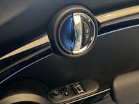MINI HATCH Photo 30
