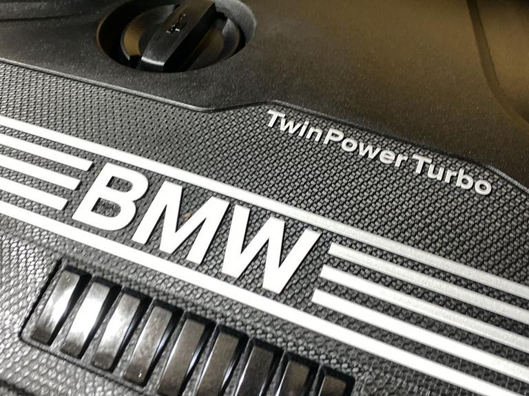 BMW 1 SERIES Photo spincars-8d2ed3e0554fc782fc54ef41902af794aaf81d49.jpg