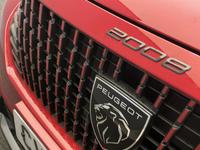 PEUGEOT 2008 Photo 13