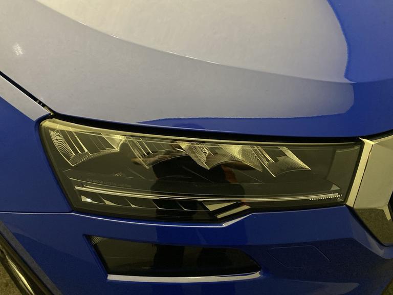 ŠKODA KAROQ Photo spincars-92b0decf65da119a2a7a515355747f42177c4fad.jpg