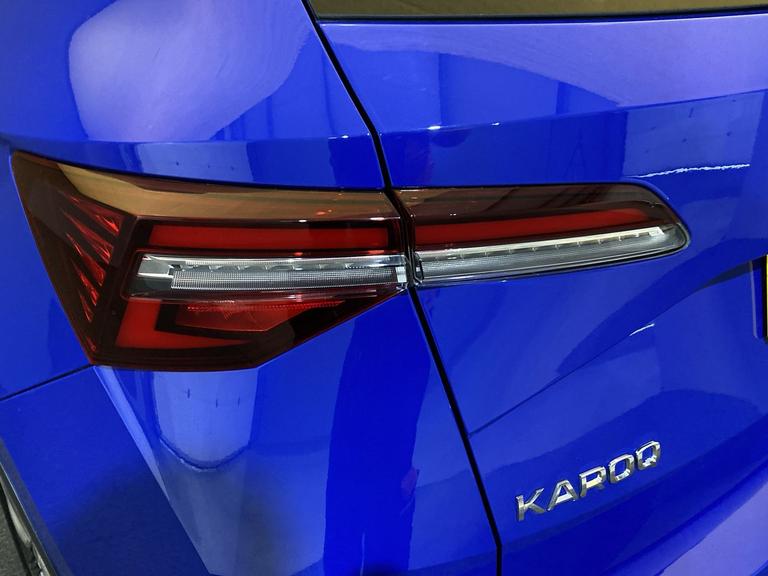 ŠKODA KAROQ Photo spincars-9678114d7ef78f9c759833ad06740de6b8bd4c83.jpg