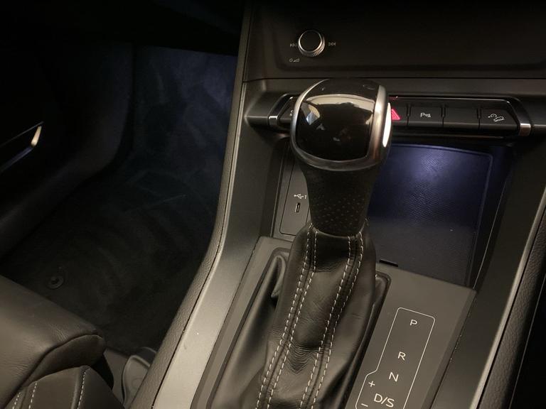 Audi Q3 Photo spincars-980738a114477b5ad45b0264023b8e20e26e3c9b.jpg