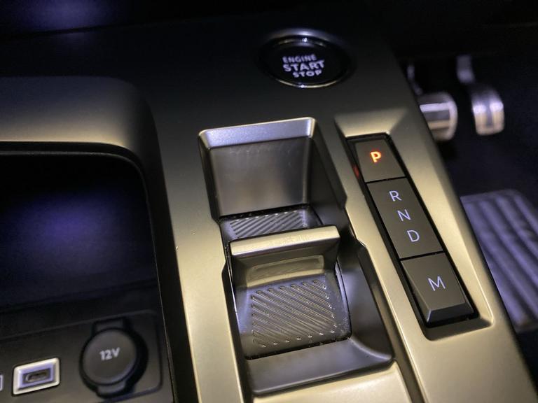 PEUGEOT 408 Photo spincars-9fe4726ee6eaf67583813b1ba7e1196ab3306c49.jpg