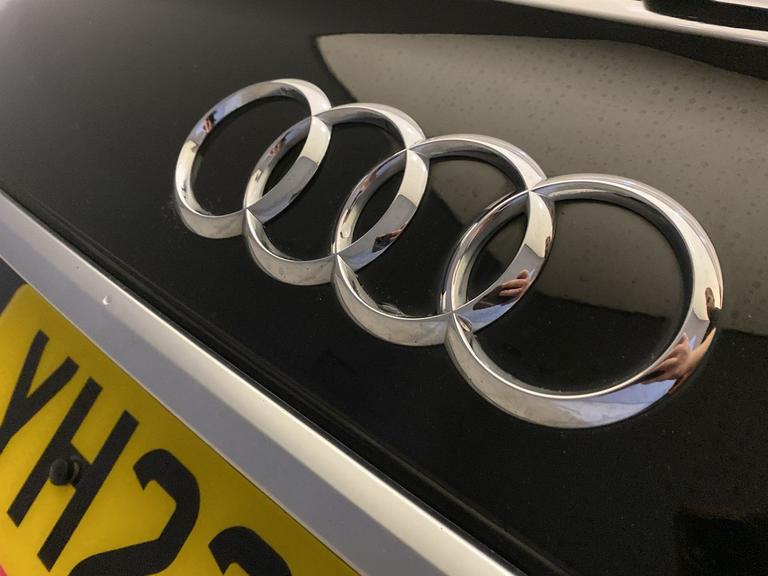 AUDI Q5 Photo spincars-a62457421c452e70bd05940c25102d3b9c461286.jpg