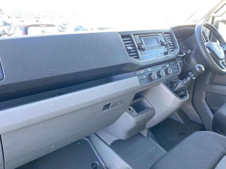 Volkswagen CRAFTER Photo spincars-a66aa0ff25df03d2afa96344e52011dfd2256099.jpg