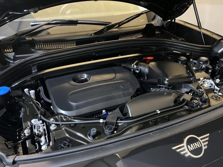MINI Countryman Photo spincars-a73839627cffafab5c2bbd56be7621c830fcaa42.jpg