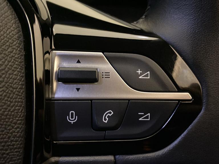 PEUGEOT 408 Photo spincars-a8ff7e1ced5de1f9c3fd539b87e5fe22472a3010.jpg