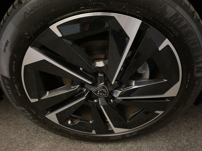 PEUGEOT 408 Photo spincars-acc386386251a793f32b32e8495d1983c477f77a.jpg