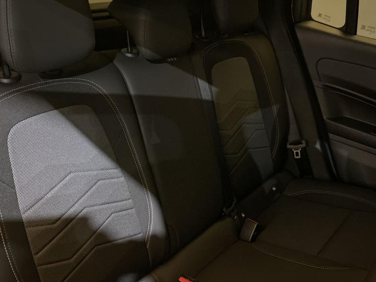 JEEP Avenger Photo spincars-ad4513fb152c6cae478b743445f816eba0878799.jpg