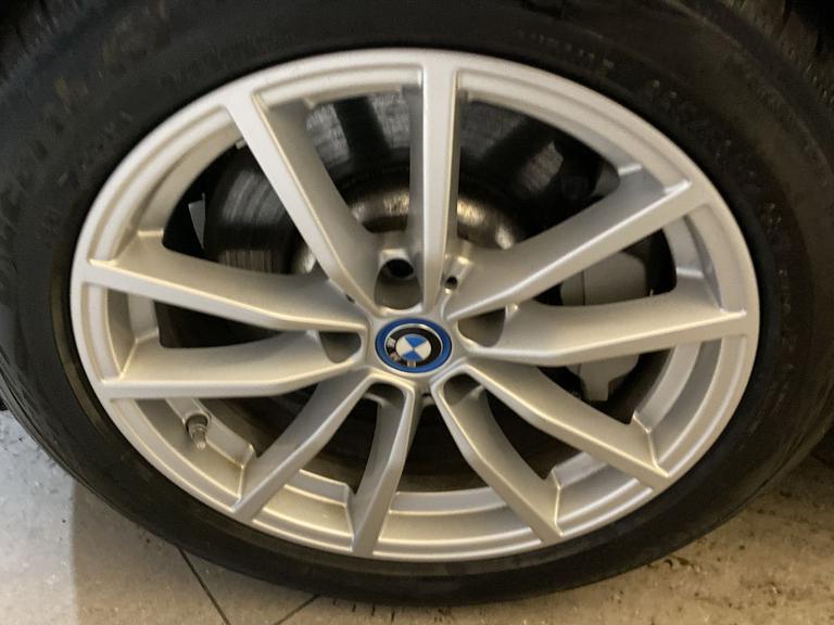 BMW 3 SERIES Photo spincars-adb9826d6f00ddd16e6e50be858560b676227e05.jpg