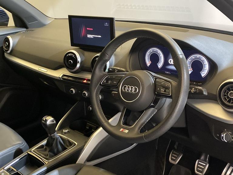 Audi Q2 Photo spincars-adcde0f400c5221d6dc3949a3ca15cb89e580af8.jpg
