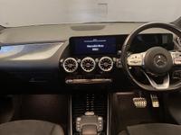 MERCEDES-BENZ GLA Photo 4