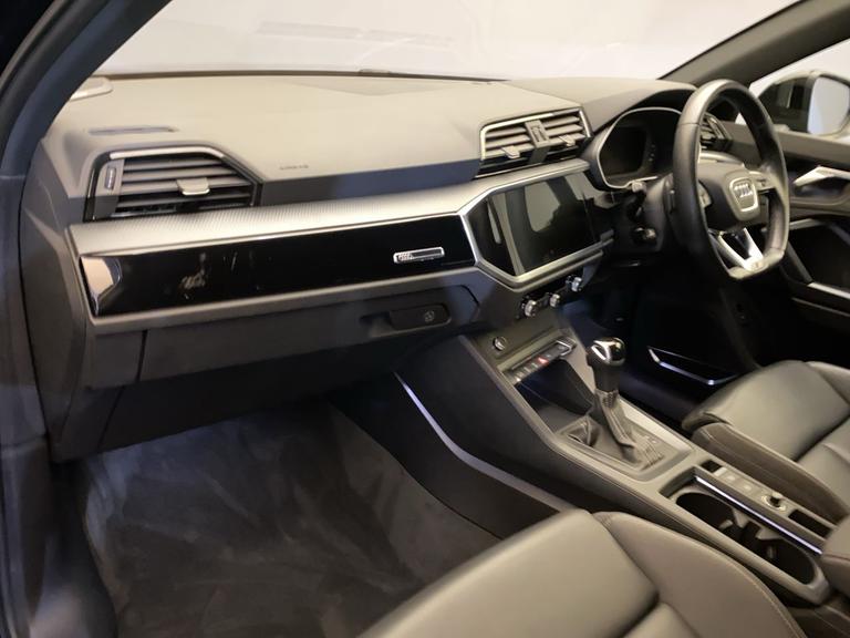 Audi Q3 Photo spincars-b0d5473ed61670a3afae8bb51e18dd695e3b98db.jpg