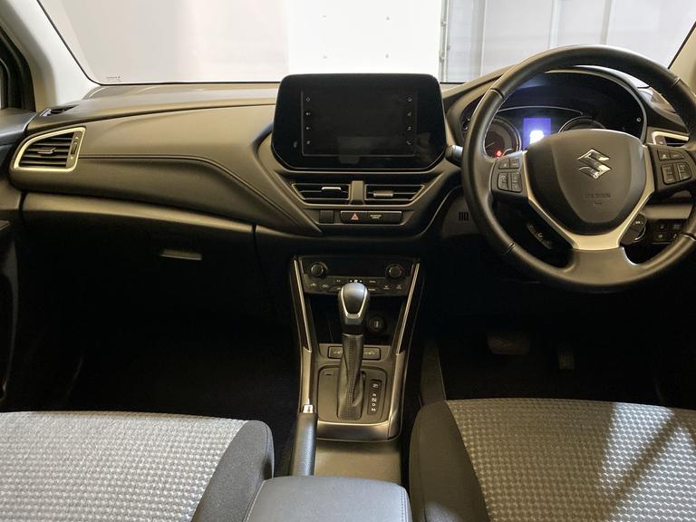 Suzuki S-CROSS Photo spincars-b20a706b7480cf2fd47302128da85738d43c09e2.jpg