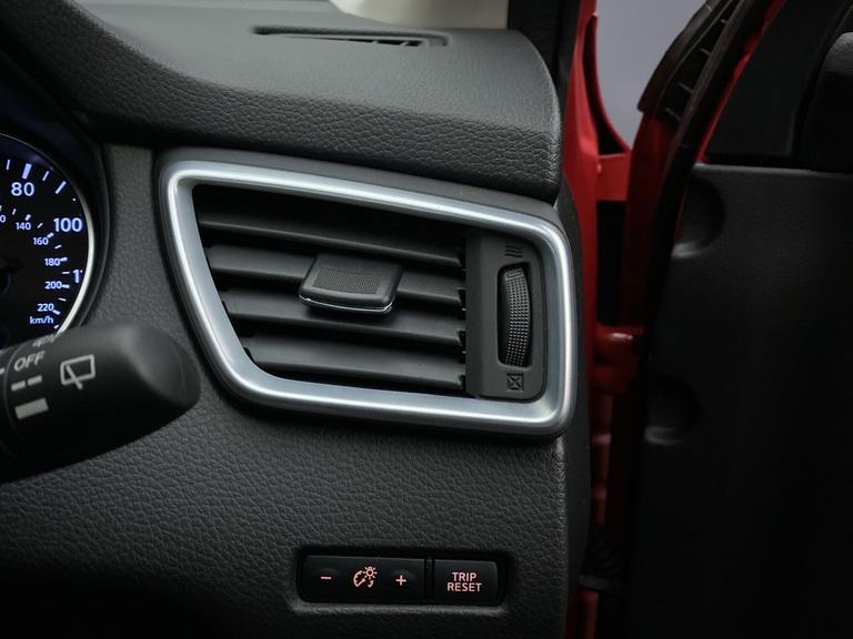 NISSAN QASHQAI Photo spincars-b451bec3039553ccdbb88a962b92d379d659b437.jpg